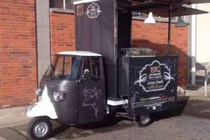 ape-car-per-lo-street-food-2