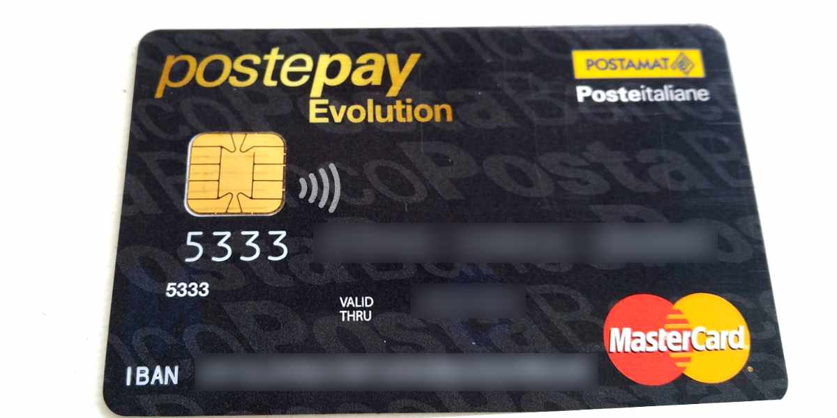Postepay Evolution i limiti di prelievo e di ricarica e di pagamento