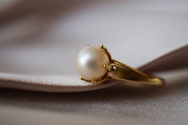 Conviene di più vendere oro in gioielleria o ai compro oro?