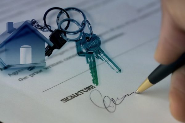 Accendere un mutuo in Svizzera per comprare una casa in Italia: conviene?